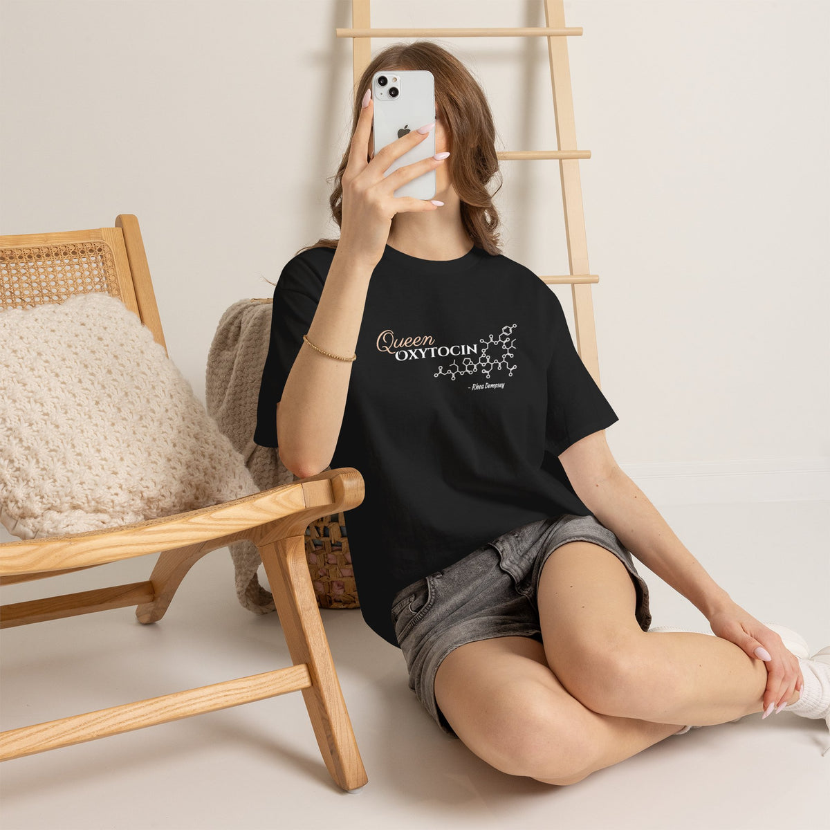 Queen Oxytocin Tee - Rhea Dempsey